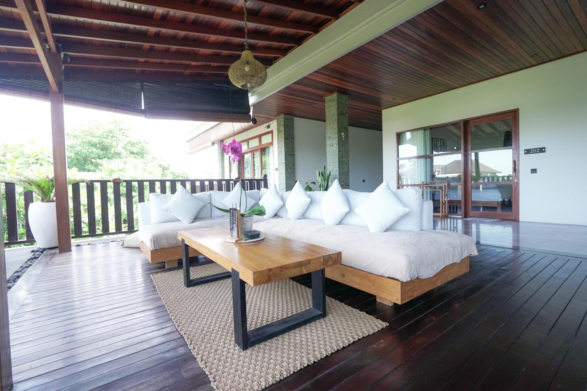 Tropical Beach House Bali Seminyak Exterior foto