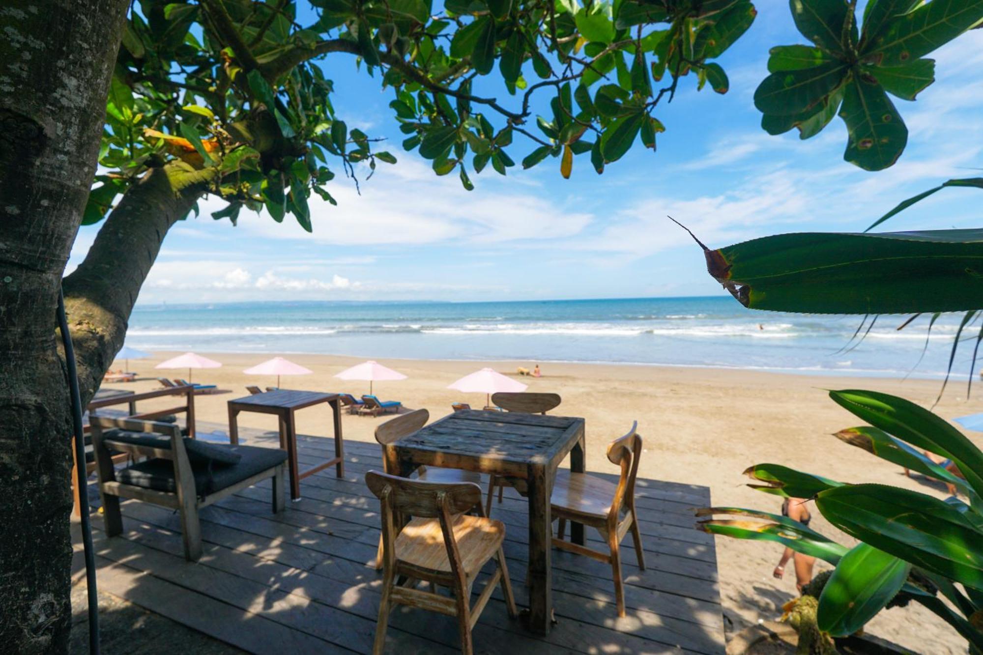 Tropical Beach House Bali Seminyak Exterior foto